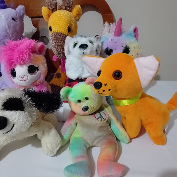 Bundle of Stuffed Toys - Picture 3 of 10